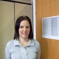 Živa Žerjal: “Laboratorijske preiskave vzorcev blata 
odkrivajo prikrite krvavitve v blatu, ki jih bolnik 
sam s prostim očesom ne vidi, so pa te spremembe 
pokazatelj bolezenskih sprememb v črevesu.”