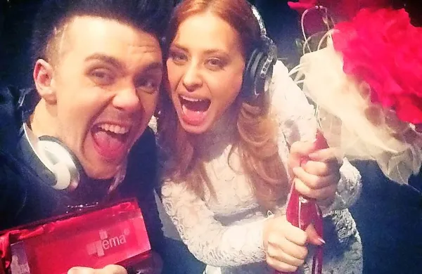 Slovenski predstavnik na 60. tekmovanju za pesem Evrovizije, pop duet Maraaya, bo s pesmijo Here For You na Dunaju tekmoval v drugem polfinalnem izboru, 21. maja.