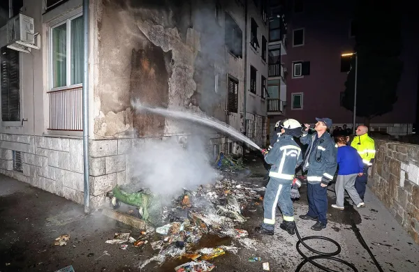 Aprila lani so v Kopru nekajkrat goreli zabojniki za smeti. 