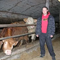 Rok Penko pravi, da bi mu bilo vedno žal, če bi družinsko kmetijo opustil.