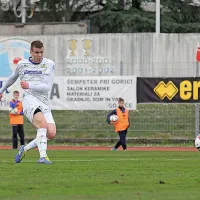 Tudi tretjič v znamenju kanarčkov