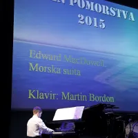 Drugi tir v konkurenci 700 projektov