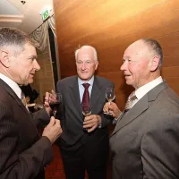 Trije seniorji primorskega gospodarstva:  Ivan Lemut iz Gatisa, Vojko Čok iz Banke Koper in Jože Testen, ki je vodil Mip. 