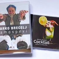  Pesmi, povečini ustvarjene v zadnjih petnajstih letih, je Brecelj zbral na DVD-ju, svoj kultni prvenec iz leta 1974 
pa je v razširjeni različici ponatisnil na CD-ju. 