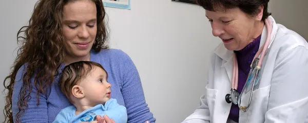 “Bolj ko je bolezen nalezljiva, večjo precepljenost 
potrebujemo.”