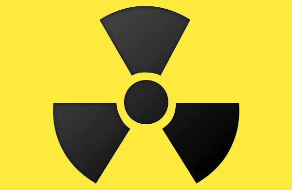 Po informacijah civilne zaščite je bil radioaktivni material v trdnem stanju in za zdaj naj ne bi bilo nevarnosti radioaktivnega sevanja.