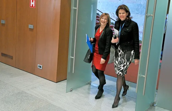 Iva Dimic in Alenka Bratušek