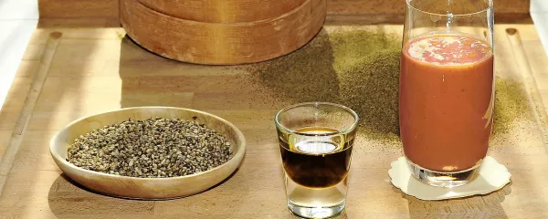 Konopljino seme, moka, olje in napitek s konopljinim oljem