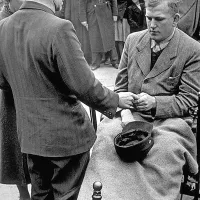 Na Traberhofu pri Rosenheimu se je jeseni leta 1949 zbralo več sto tisoč bolnih in trpečih; nekateri so v Nemčijo pripotovali celo iz ZDA. Priča so bili neverjetnim prizorom: hromi so shodili, slepi so spet videli ...