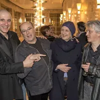 Naslovno vlogo je odigral Radoš Bolčina, ob njem Gojmir lešnjak Gojc, kostumografinja Barbara Stupica in Iztok Mlakar (z leve). Foto: David Verlič/E-fronta 