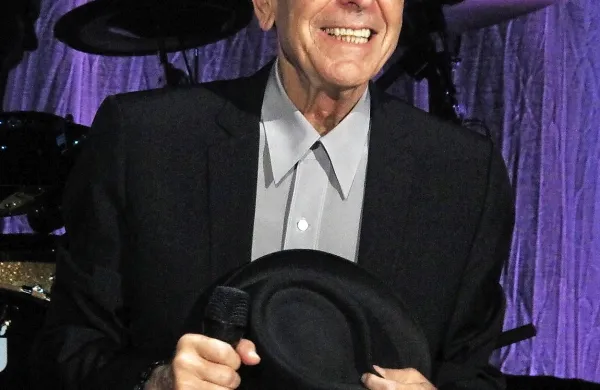 Legendarni kanadski pevec Leonard Cohen bo maja izdal nov album z naslovom Can't Forget: A Souvenir of the Grand Tour.