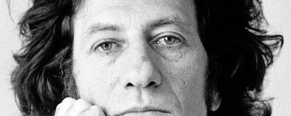 Danilo Kiš: “Svojo judovsko komponento sem v  leposlovju prikrival. Ker sem se bal za 
literaturo nevarne teže grožnje, da bi postal ali pa da bi me razglasili za pisca manjšin.” 