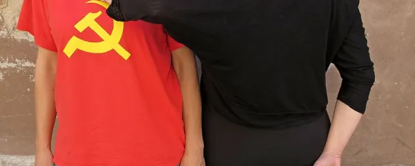 Vsi za enega, eden za vse*