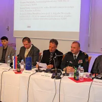 Razpravljalci na konferenci o naravnih nesrečah so izpostavili tudi pomen večje varnostne 
kulture med ljudmi. 