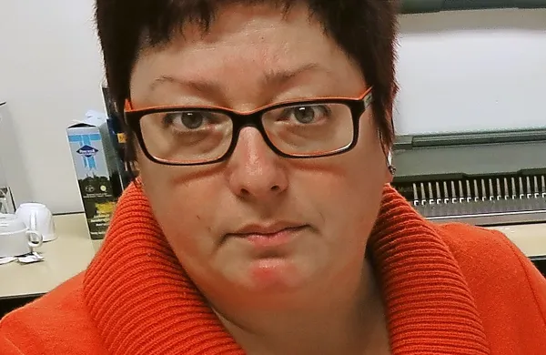 Direktorica Tatjana Dizdarević pravi, da so v rudniku zelo zaskrbljeni. Svetniki, ki so januarja odločno pozivali državo,  pa  zdaj bolj ali manj molčijo.