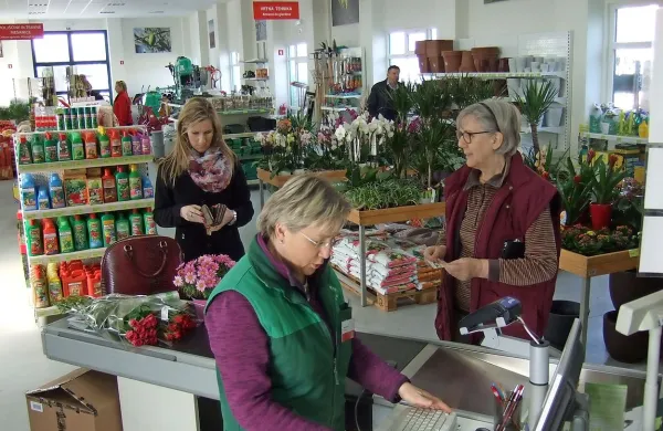 KZ Agraria v Bertokih odprla vrtni center