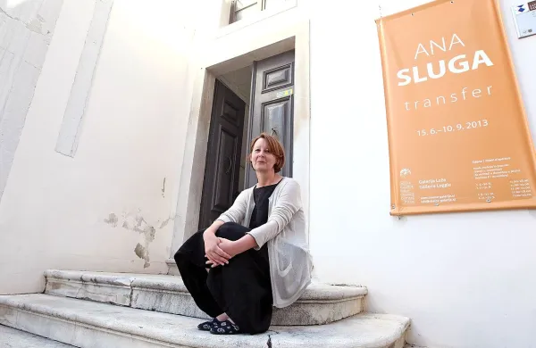 Lilijana Stepančič si niti po izredni notranji reviziji v Obalnih galerijah ni pridobila zaupanja ustanovitelja in zaposlenih. Občinskemu svetu predlagajo njeno razrešitev.