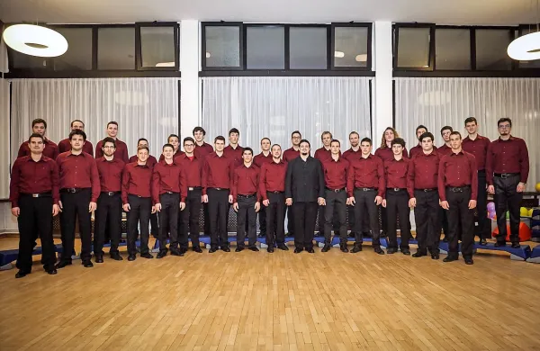 Primorski akademski zbor Vinko Vodopivec pripravlja niz spomladanskih koncertov.