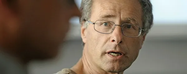 Miran Hladnik: “Wikipedija je s svojimi 288 jeziki 
zaslužna za ohranjanje globalne jezikovne 
raznolikosti in za revitalizacijo jezikov, ki so že 
veljali za izumrle. Slovenščina je med njimi na 32. 
mestu, kar je lep znak njene vitalnosti.” 