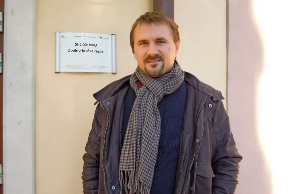 Bojan Mevlja iz Rotunde pravi, da so mnoge nevladne 
organizacije pri izvajanju rednih socialnih, športnih, otroških, 
mladinskih in drugih programov finančno odvisne tudi od 
podpore občine.