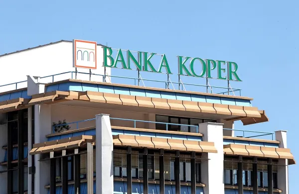 Banka Koper je lani skoraj potrojila dobiček.