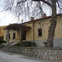 Nekdanje gostišče se bo s prenovo spremenilo v muzej kraške kulinarike in protokolarni objekt.

