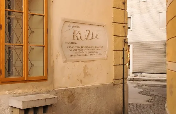 Kuzle na zid med ugledne me&scaron;čane