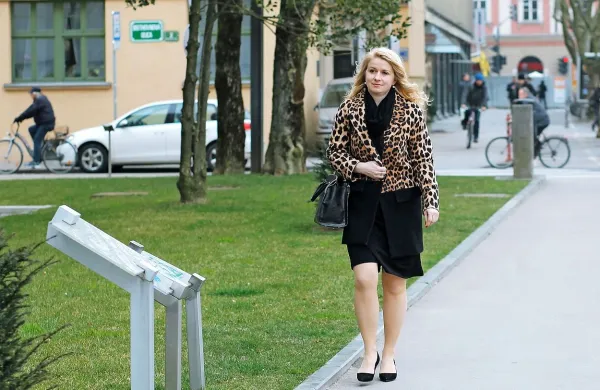 Nova ministrica za izobraževanje, znanost in šport Klavdija Markež je zaradi očitkov, da je njeno magistrsko delo plagiat, premierju Miru Cerarju ponudila odstop, ta pa ga je sprejel.
