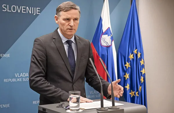 V DUTB prihaja nova ekipa neizvršnih direktorjev.