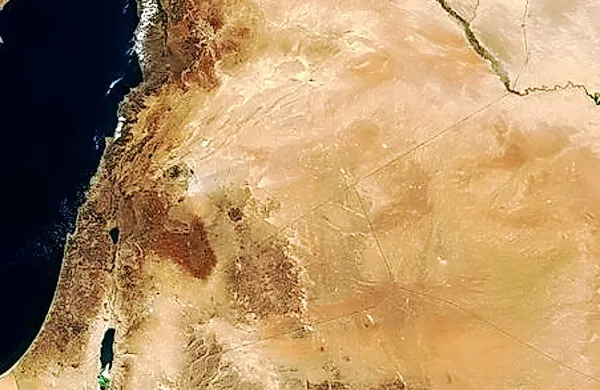 Sirski opozicijski uporniki so  uspeli prevzeti nadzor nad 
mejnim prehodom Nasib, ki je edini obratujoči prehod med 
Jordanijo in nemirno Sirijo.