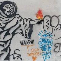 Poslikava blizu tržaške železniške postaje 