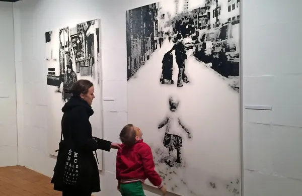 Razstava slik Mihe Štruklja bo v Pilonovi galeriji na ogled do 
3. maja.