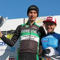 Zmagovalca Vrtojbe - Danielle Braidot in Tanja Žakelj.