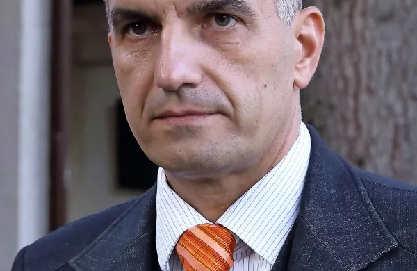 Ankarančanke in Ankarančane župan Gregor Strmčnik vabi, 
naj se pridružijo občinskim odborom in komisijam.