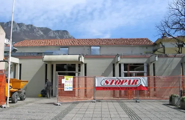 Z deli se mudi