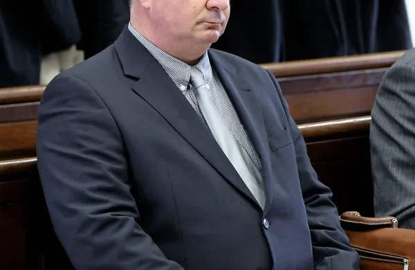 Robert Časar