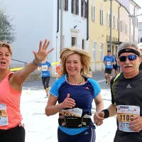 Tek s pogledom na morje navdu&scaron;il več kot tri tisoč tekačev
