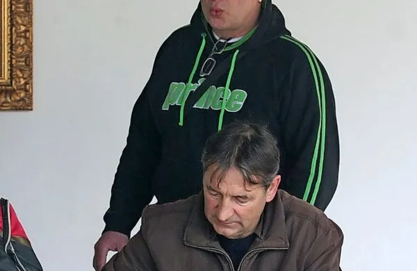 Uspešni vanganelski tandem: selektor in igralec Franko 
Bonaca (sedi) ter nepopustljivi Kalif Glavaš