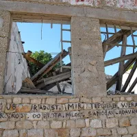 Goli otok bi uredili kot kraj spomina na vse