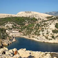 Goli otok bi uredili kot kraj spomina na vse