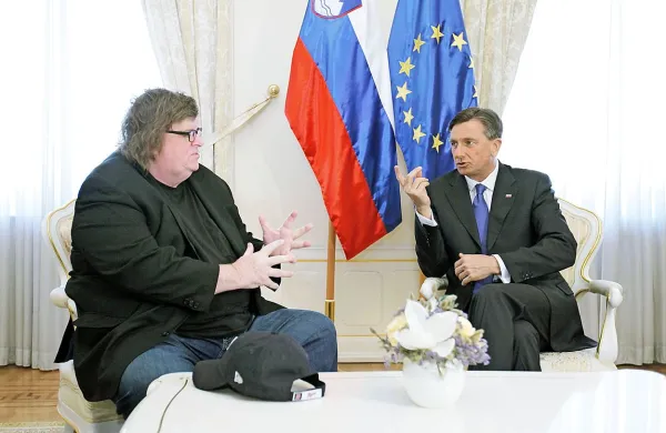 Michael Moore navdu&scaron;en nad Borutom Pahorjem