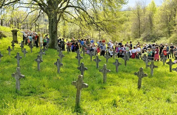  Skokovito se povečuje število vodenih ogledov pomikov 
soške fronte od Alp do Jadrana s poklonom trpljenju vojakov 
in civilistov.