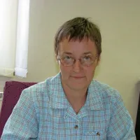 Alenka Nussdorfer Bizjak: “Mi smo  le začasno 
rešili  veliko stisko staršev, ki jim zakon priznava 
pravico do začasnega spremljevalca, za tem pa 
stoji velika luknja. A kaj bo  jeseni?” 