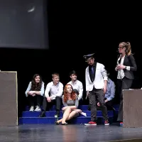 Dijaki GEPŠ so oder Gledališča Tartini spremenili v sodno 
dvorano. 