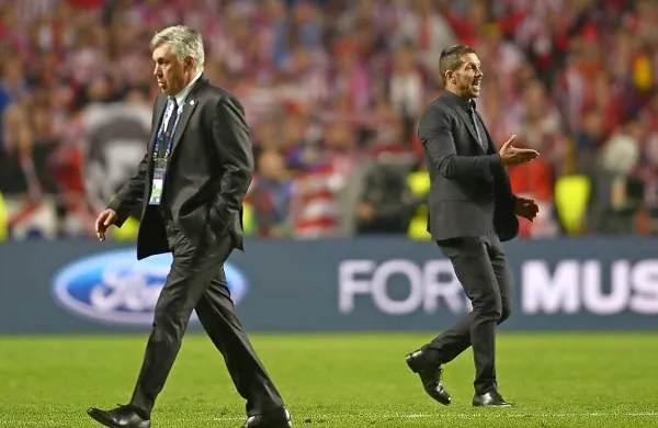 Kdo bo zadovoljen po drevišnjem obračunu? Carlo Ancelotti 
(levo) ali Diego Simeone?