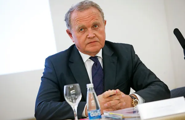  Državni sekretar na ministrstvu za finance Metod Dragonja