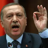 Na papeževo izjavo se je ostro odzval turški predsednik 
Recep Tayyip Erdogan.
