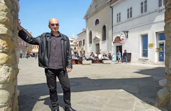 Mauricio Kastelič, predsednik Društva za ohranjanje in razvoj 
istrske kulturne dediščine, je prepričan, da bo sejem starin 
oživil tudi Prešernov trg.