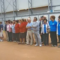 Člani društva pred prireditvijo v domači dvorani.