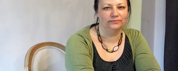 Metka McCully Žigon: “Večino sestavin za izdelavo naravne kozmetike in čistil imamo že 
doma.” 